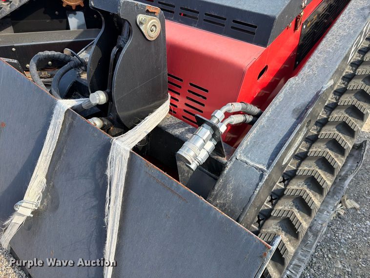 image for item NC9955 2024 Erie Industries SCL850 compact utility loader