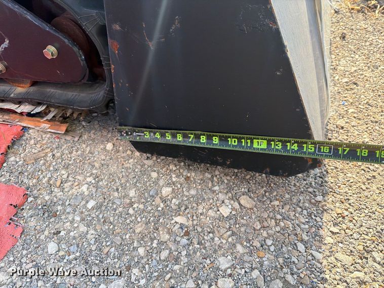 image for item NC9955 2024 Erie Industries SCL850 compact utility loader