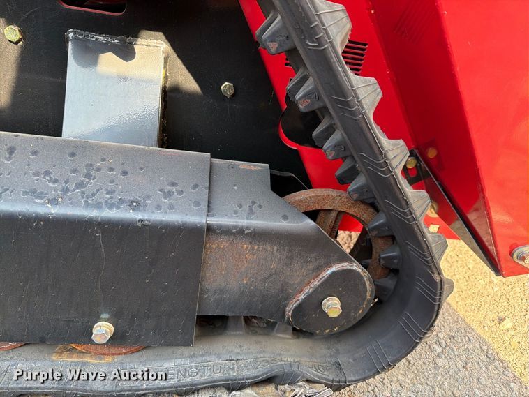 image for item NC9955 2024 Erie Industries SCL850 compact utility loader