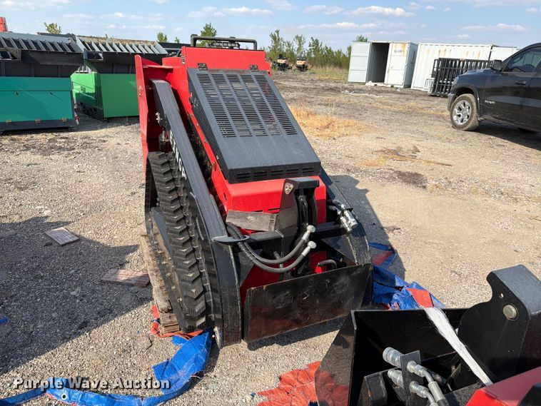 image for item NC9957 2024 Erie Industries SCL850 compact utility loader