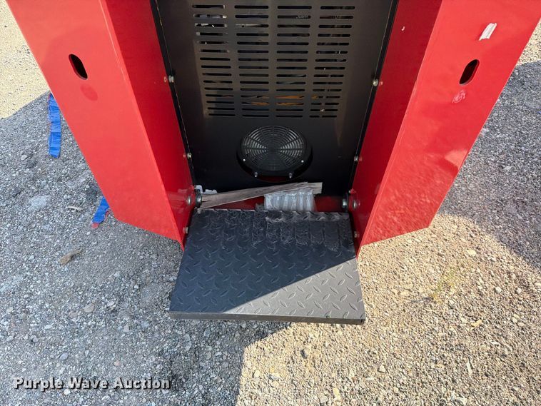 image for item NC9957 2024 Erie Industries SCL850 compact utility loader