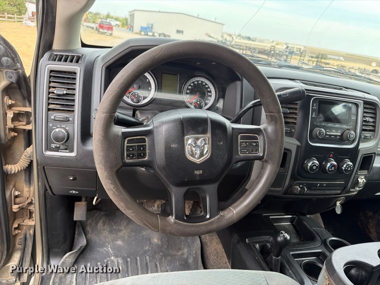 image for item NE9883 2014 Ram 2500 4dr pickup