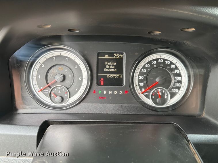 image for item NE9883 2014 Ram 2500 4dr pickup