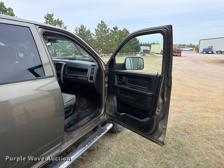 image for item NE9883 2014 Ram 2500 4dr pickup
