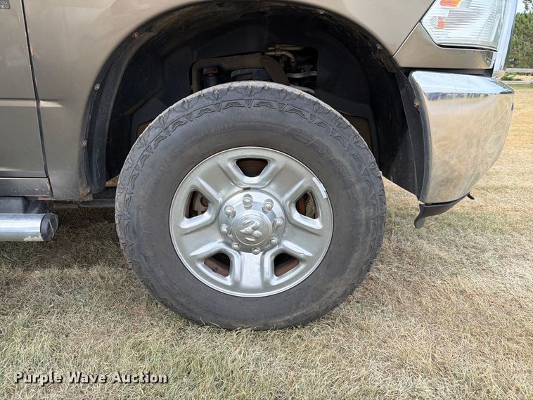 image for item NE9883 2014 Ram 2500 4dr pickup