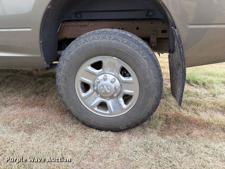 image for item NE9883 2014 Ram 2500 4dr pickup