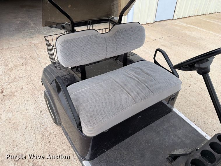 image for item NE9886 EZ-GO golf cart
