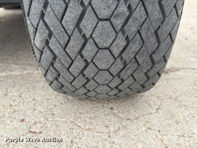 image for item NE9886 EZ-GO golf cart