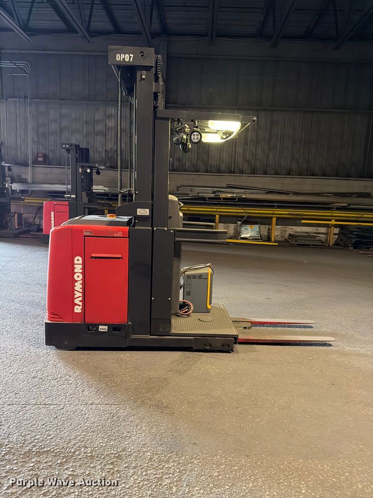 image for item NF9608 2016 Raymond 540 OPC30TT order picker