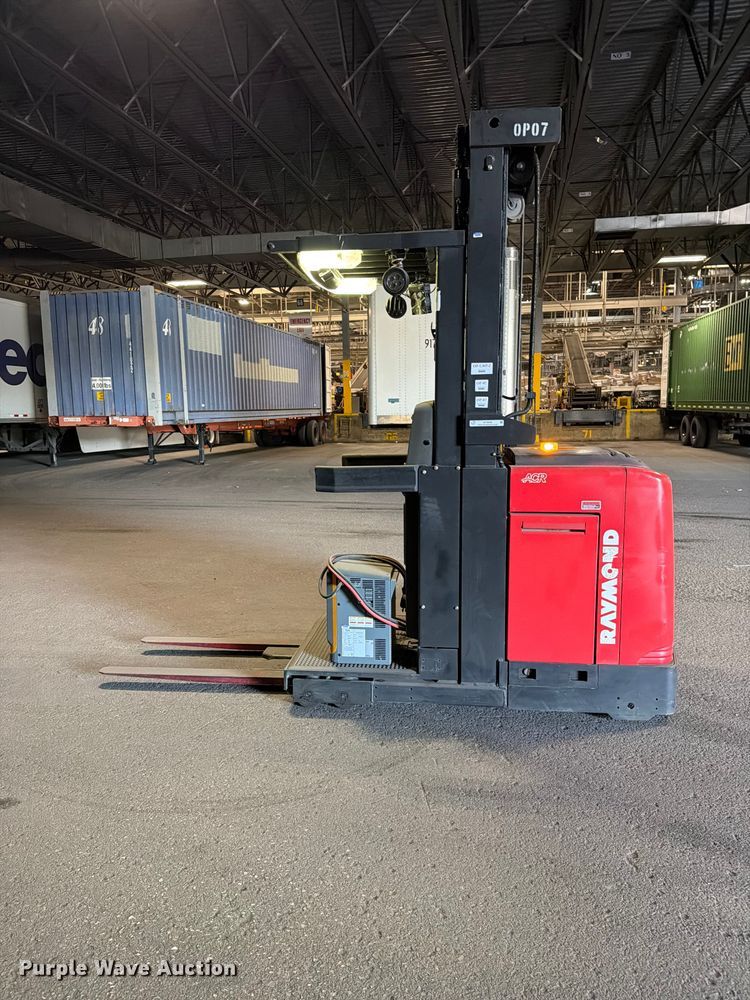 image for item NF9608 2016 Raymond 540 OPC30TT order picker