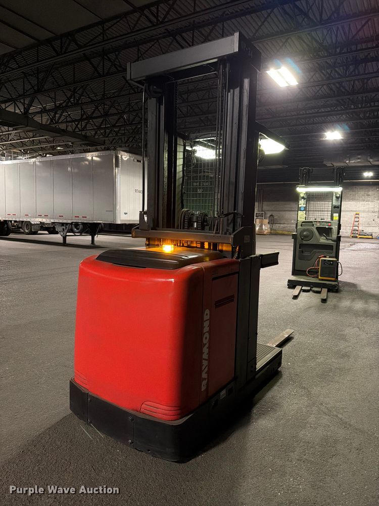 image for item NF9612 2014 Raymond 540 OPC30TT order picker