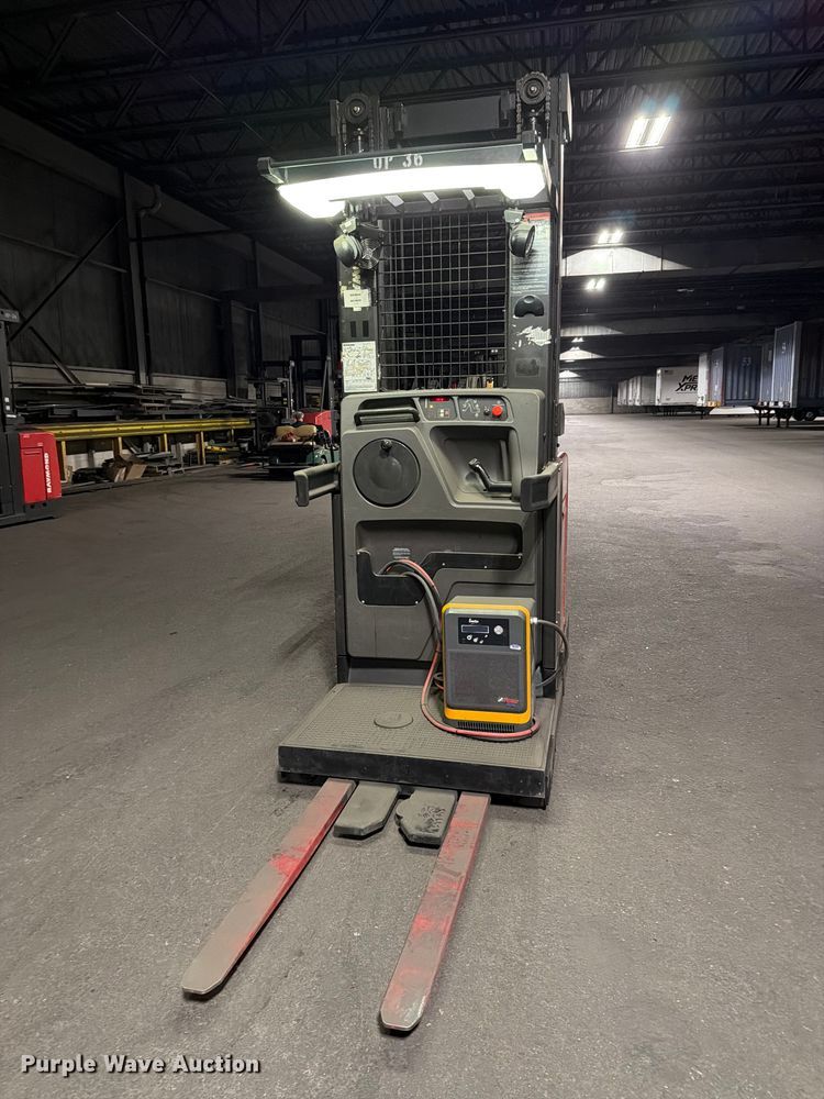 image for item NF9614 2015 Raymond 640 OPC30TT order picker