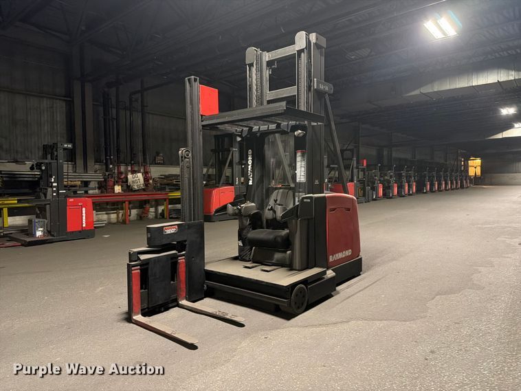 2005 Raymond SA-CSR30T swing carriage forklift