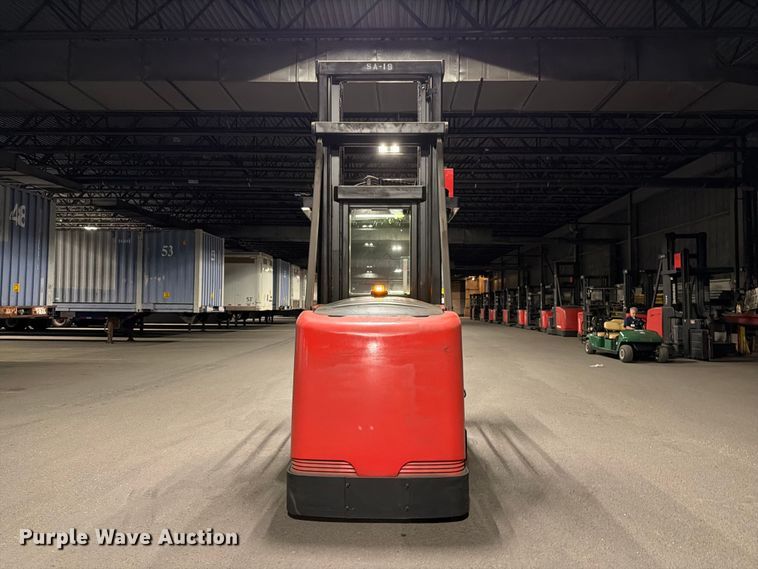 image for item NF9621 2009 Raymond 960-CSR30T swing carriage forklift