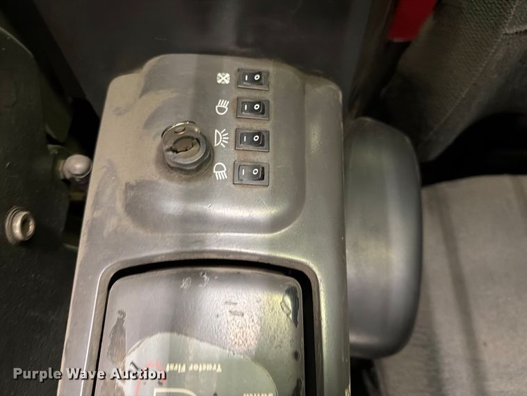 image for item NF9622 2009 Raymond 960-CSR30 swing carriage forklift