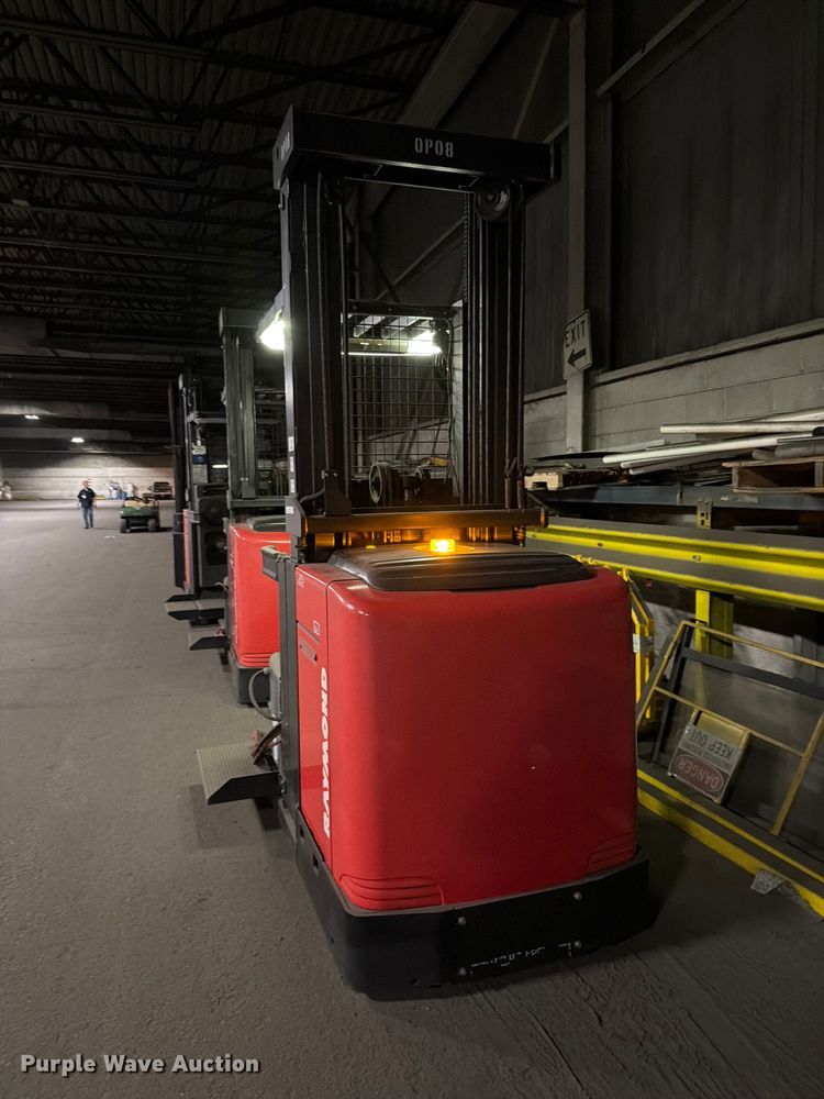 image for item NF9626 2016 Raymond  640 OPC30TT order picker