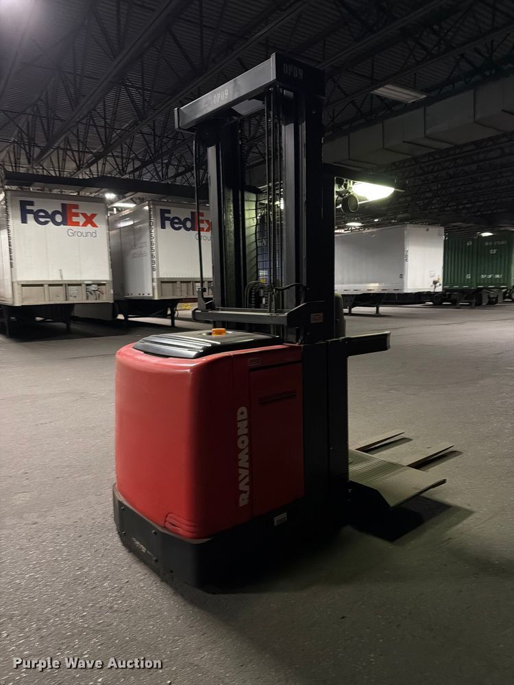 image for item NF9627 2016 Raymond 540 OPC30TT order picker