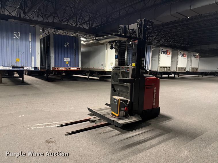 2016 Raymond 540 OPC30TT order picker