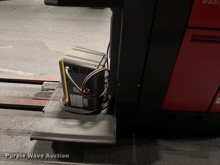 image for item NF9628 2016 Raymond 540 OPC30TT order picker