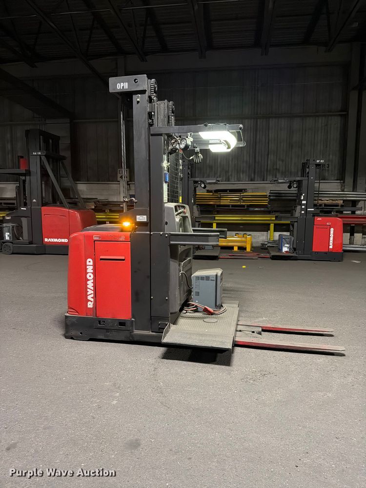 image for item NF9629 2016 Raymond 540 OPC30TT order picker