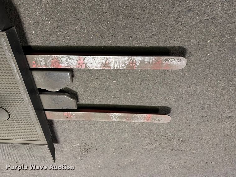 image for item NF9629 2016 Raymond 540 OPC30TT order picker