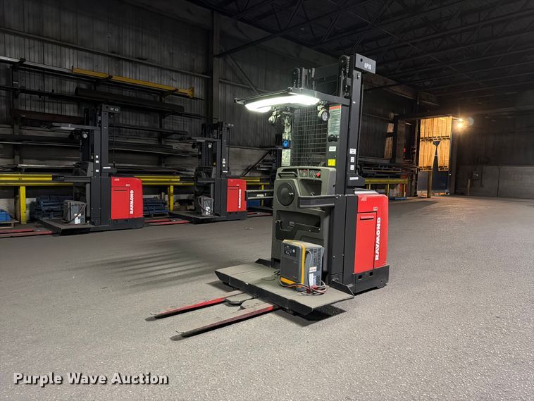 2016 Raymond 540 OPC30TT order picker