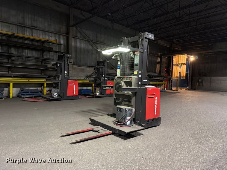 2017 Raymond 540 OPC30TT order picker