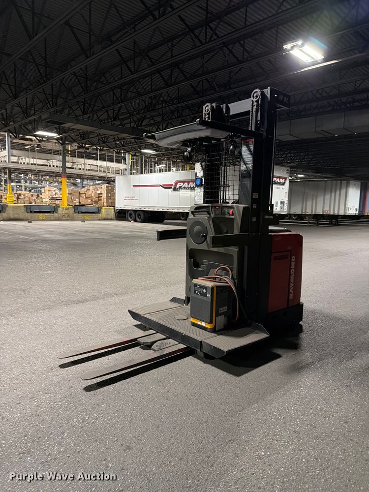 2017 Raymond 540 OPC30TT order picker