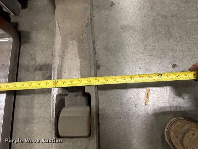 image for item NF9636 2014 Raymond 750 - R45TT reach truck