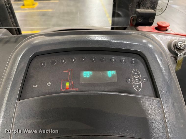 image for item NF9637 2006 Raymond 740R45TT reach truck