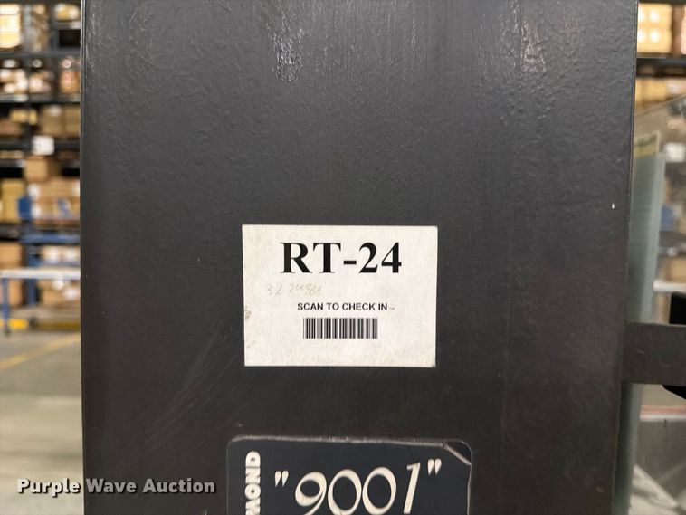 image for item NF9639 1997 Raymond EASI reach truck