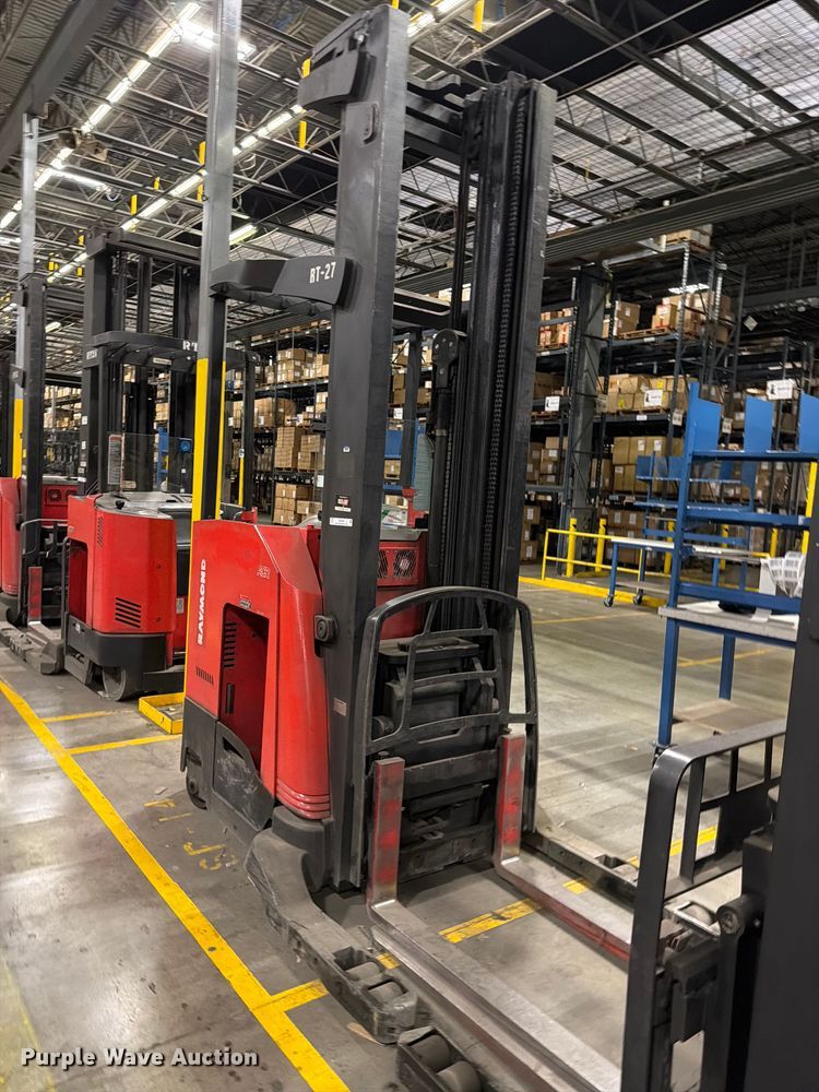 image for item NF9640 2006 Raymond 740 R45TT reach truck