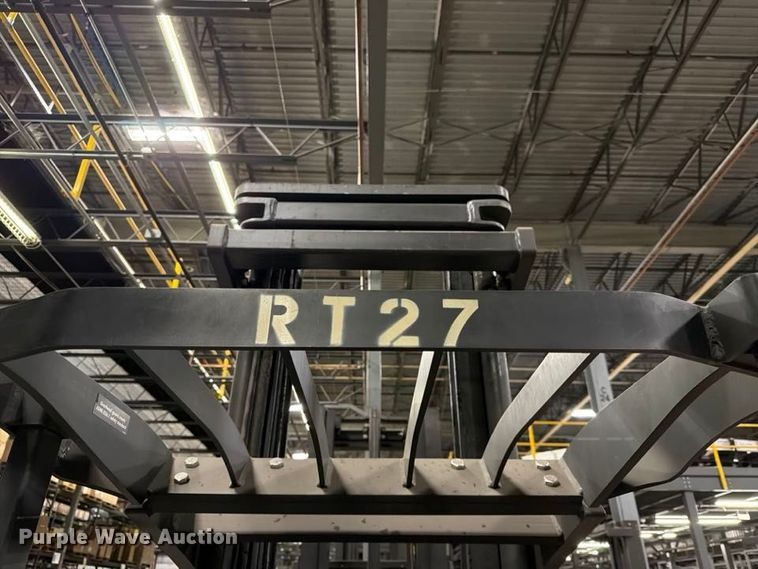 image for item NF9640 2006 Raymond 740 R45TT reach truck