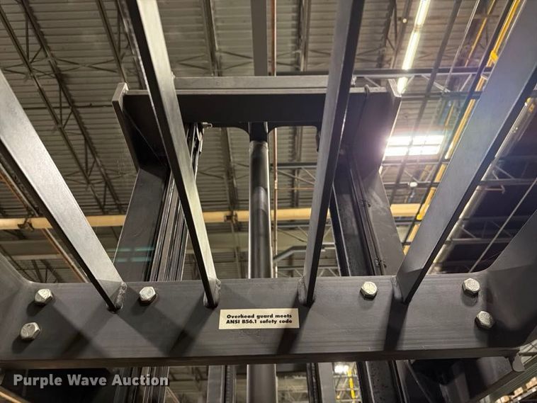 image for item NF9641 1997 Raymond EAS1 reach truck