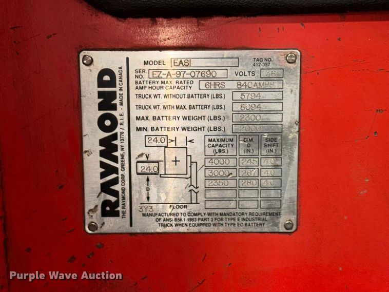 image for item NF9642 1997 Raymond EAS1 reach truck