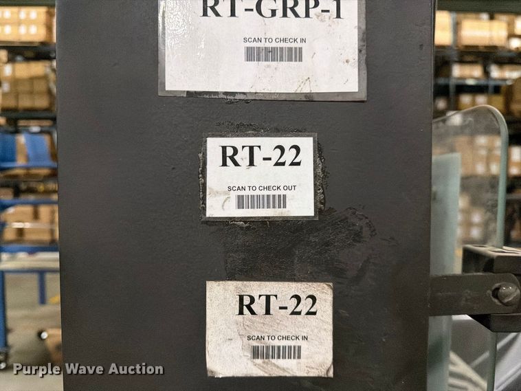 image for item NF9643 1997 Raymond EAS1 reach truck