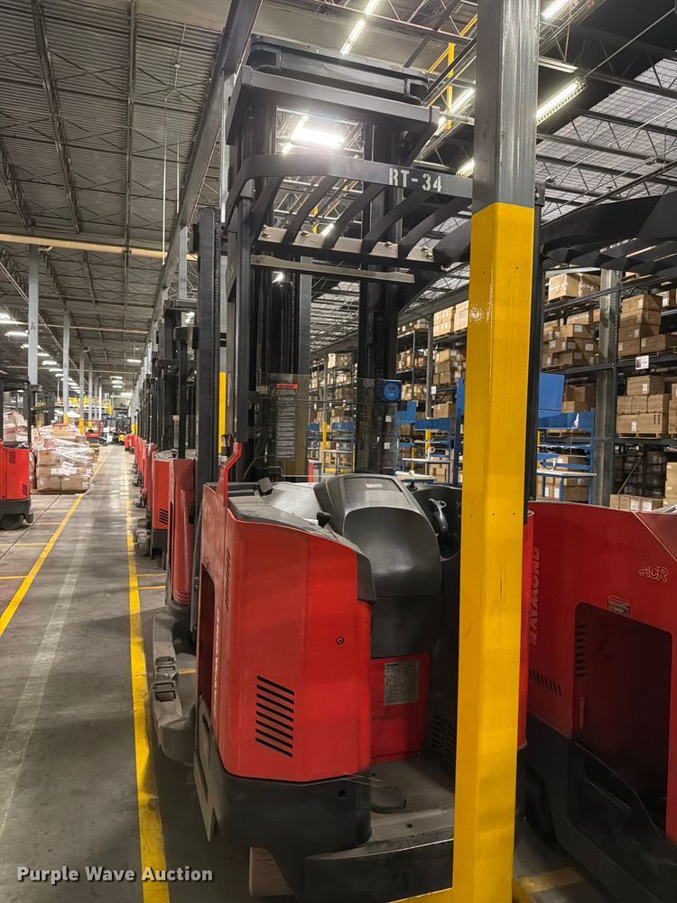 image for item NF9647 2014 Raymond 740R45TT reach truck