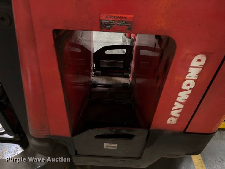 image for item NF9647 2014 Raymond 740R45TT reach truck