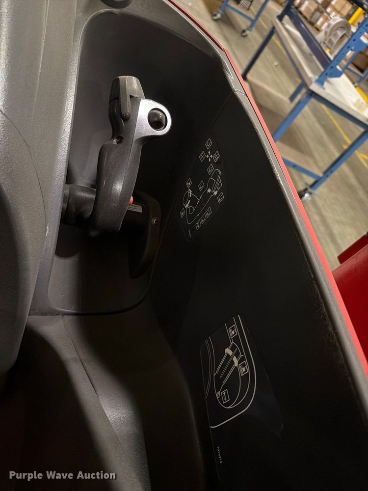 image for item NF9647 2014 Raymond 740R45TT reach truck