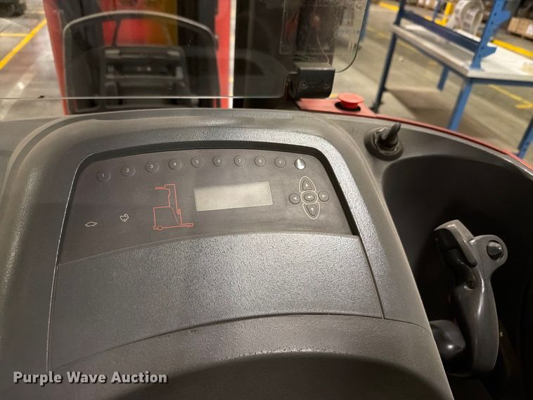 image for item NF9647 2014 Raymond 740R45TT reach truck