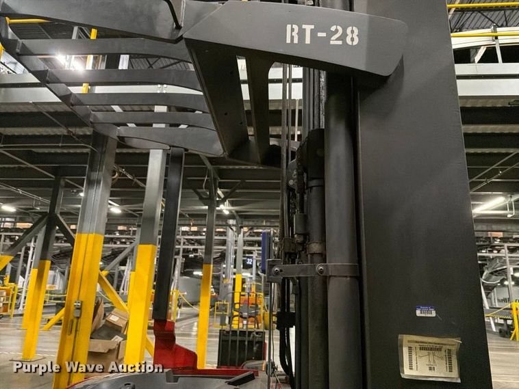image for item NF9648 2006 Raymond 740R45TT reach truck