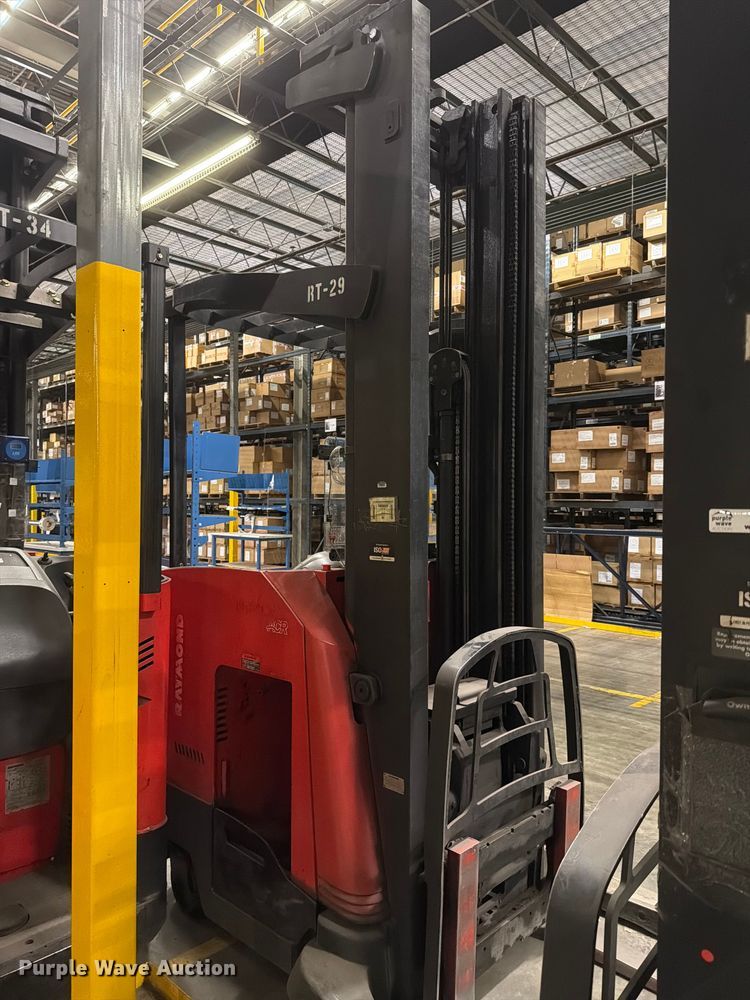 image for item NF9649 2006 Raymond 740R45TT reach truck