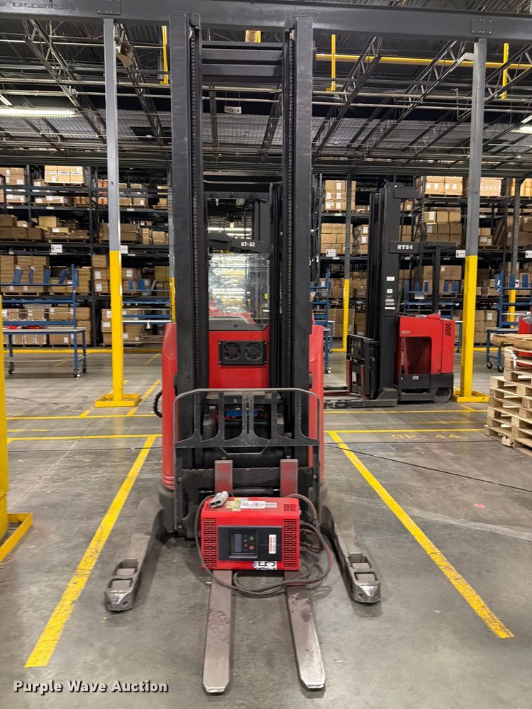 image for item NF9651 2015 Raymond 750-R45TT reach truck