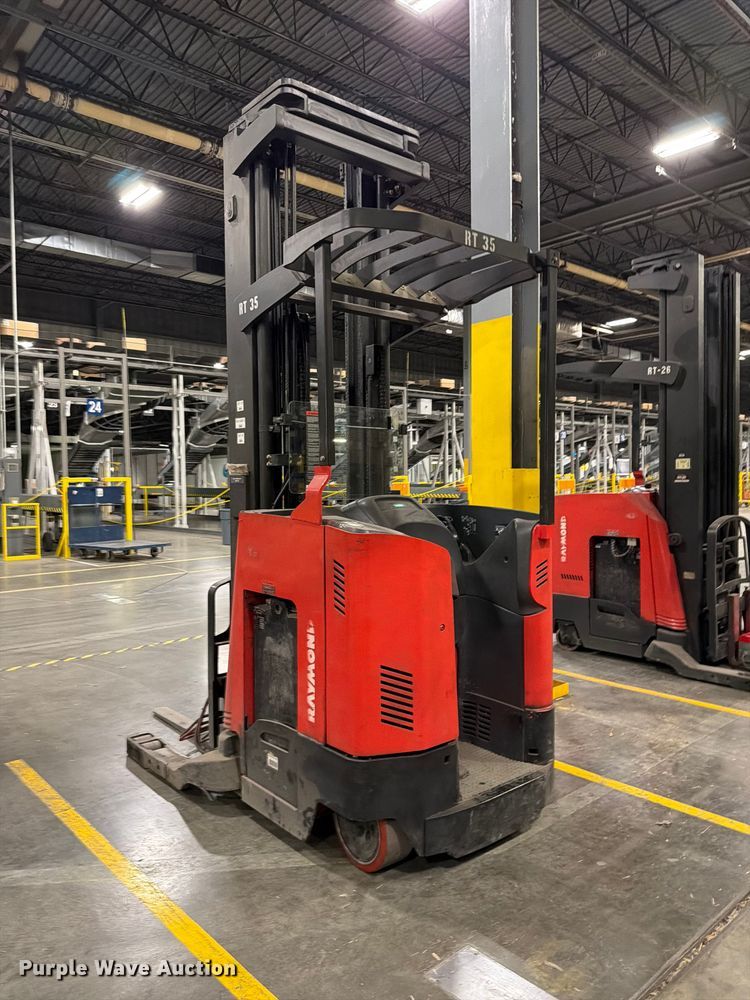 image for item NF9651 2015 Raymond 750-R45TT reach truck