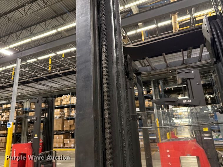 image for item NF9651 2015 Raymond 750-R45TT reach truck