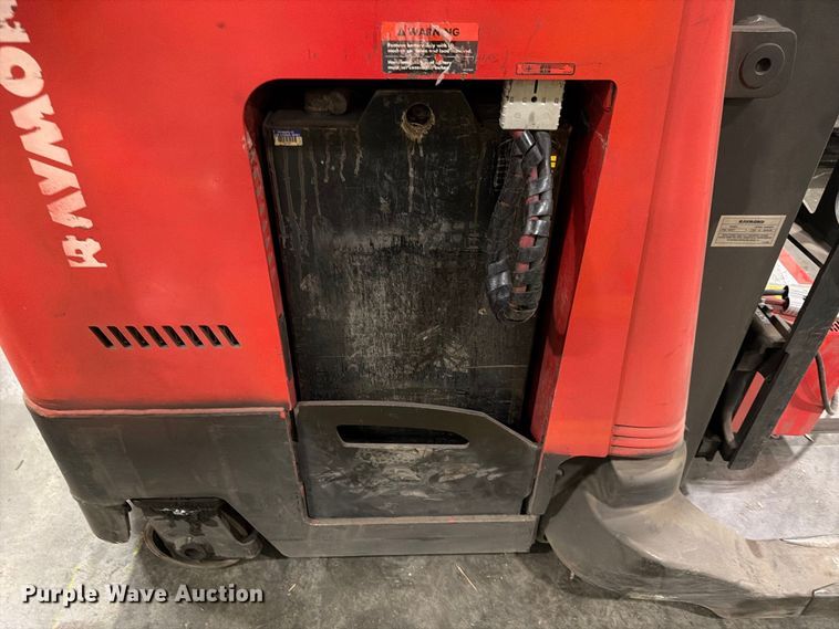 image for item NF9651 2015 Raymond 750-R45TT reach truck