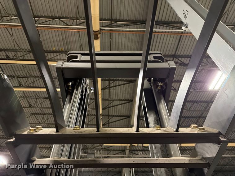 image for item NF9651 2015 Raymond 750-R45TT reach truck