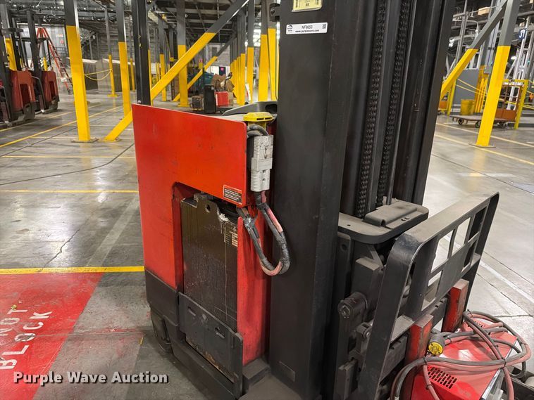 image for item NF9653 1997 Raymond EASI reach truck
