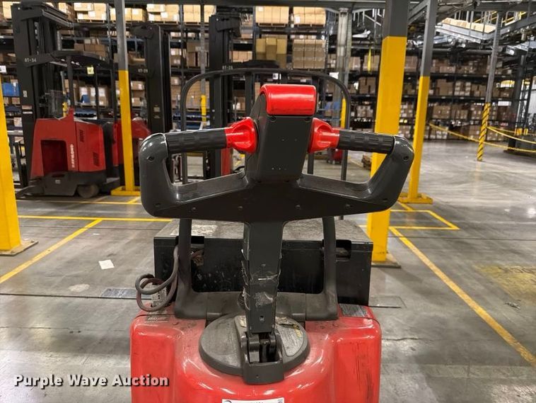image for item NF9654 2005 Raymond 112TMFRE80L pallet jack