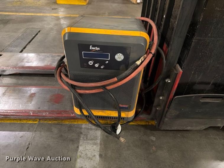 image for item NF9654 2005 Raymond 112TMFRE80L pallet jack